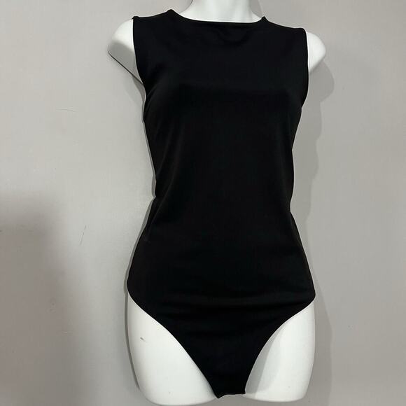 NWT Express Black Sleeveless Bodysuit Scoop Neck NEW Fitted Large Stretchy Top - Picture 3 of 8